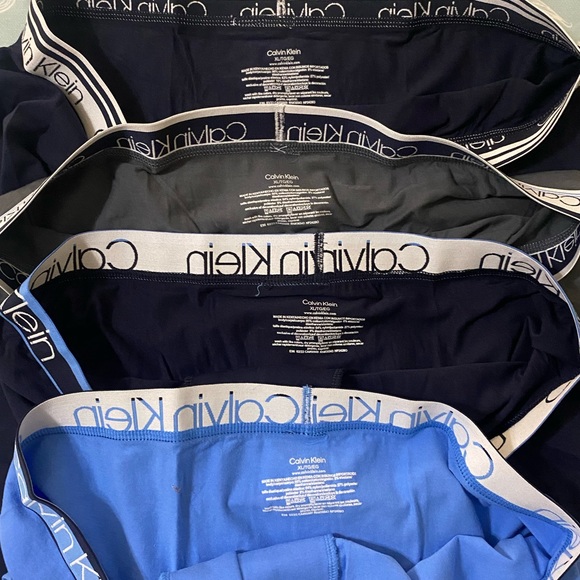 Calvin Klein Boxer Briefs - Picture 3 of 4